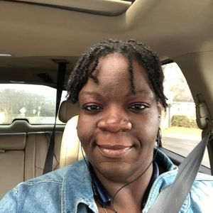 Meet your Posher, Kara